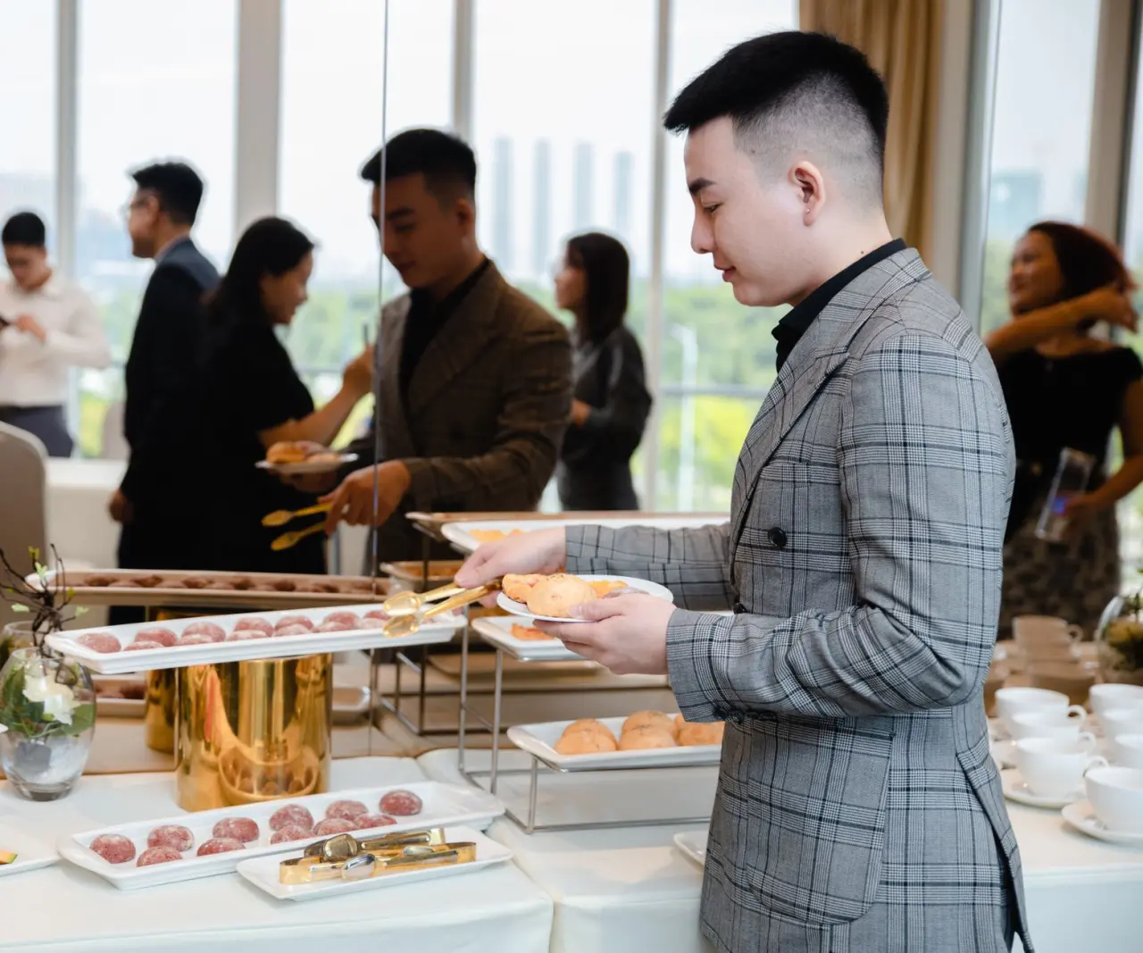 政企食堂承包服务全解析:上海立分餐饮的品牌运营与成本管控实践正文配图 1
